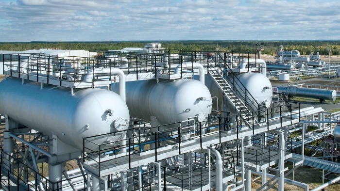 Processes in oil refineries or natural gas processing plants which remove mercaptanes or hydrogen sulfide are referred to in general as desulphurization processes.